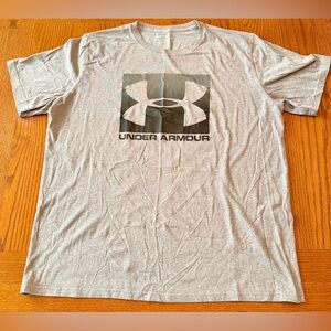 Under Armour Men's Loose Fit Graphic T-Shirt‎
